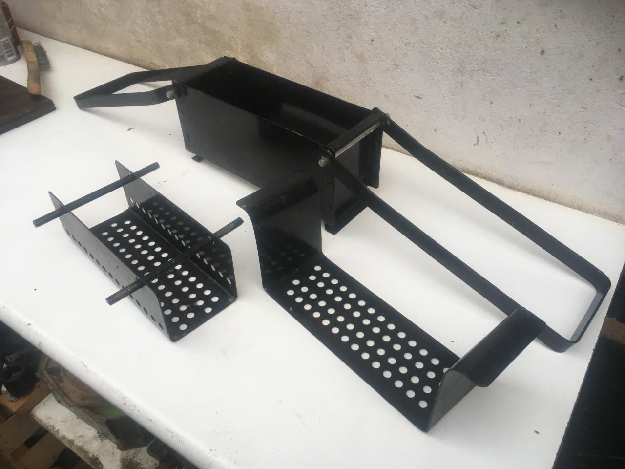 Pers voor het maken van papierbriketten gebruikt Brikettenpers