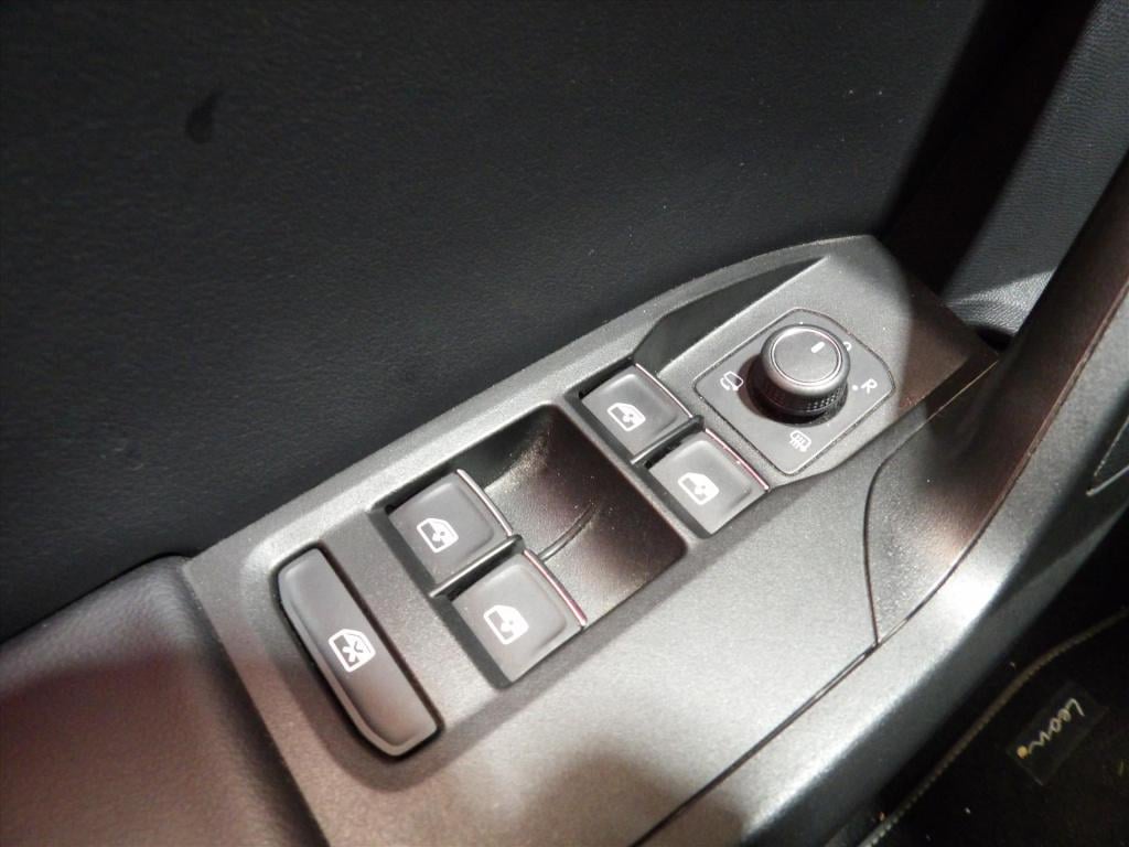 Seat Leon 1.5 tsi 150pk fr