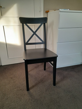Zwarte Ikea stoelen 2 of 4 stuks