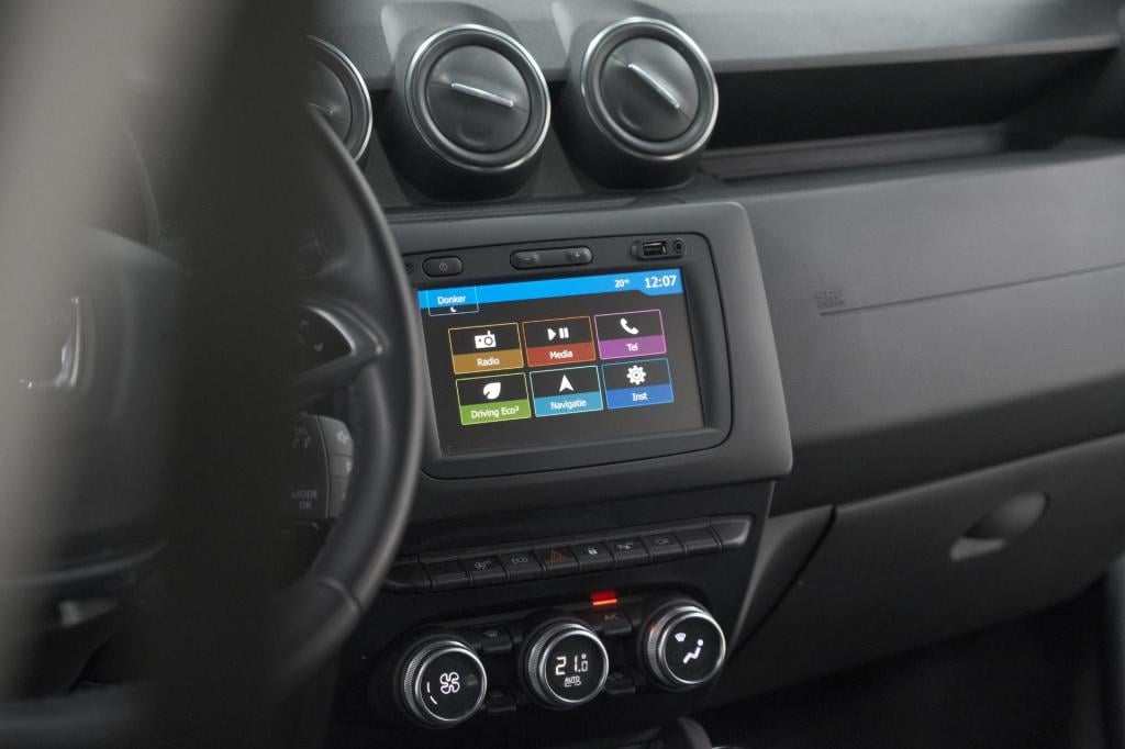 Dacia Duster tce 130 tech road | 360 camera | dodehoekdetectie | apple carp