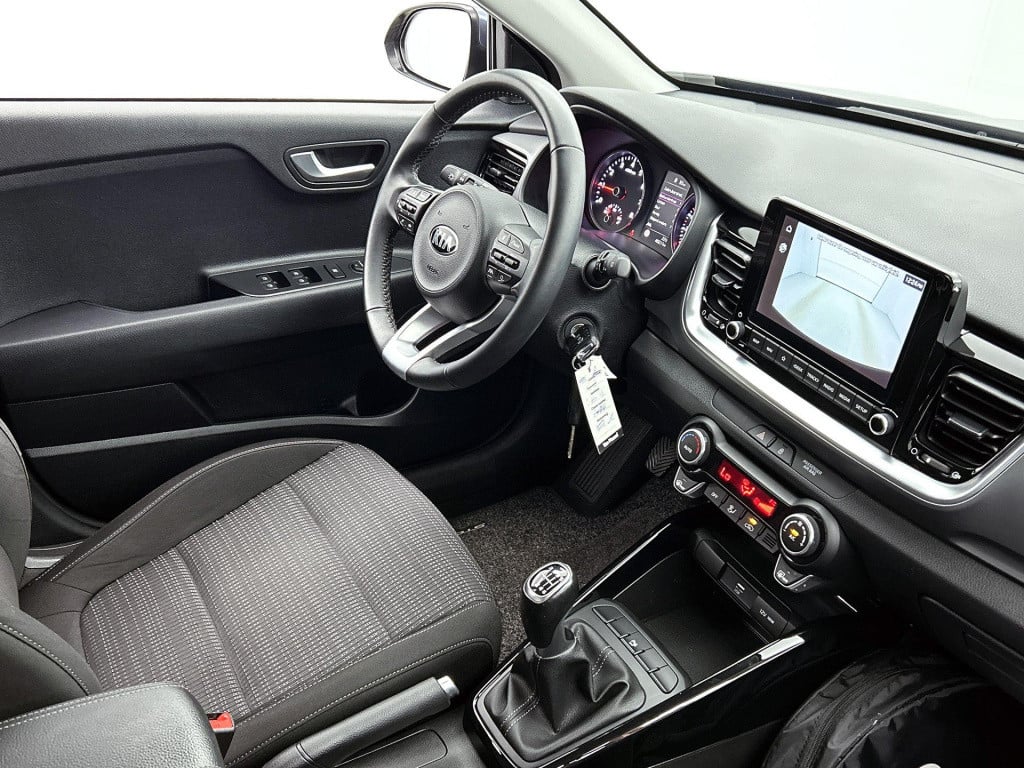 Kia Stonic 1.0 t-gdi mhev dynamicplusline | lmv | parkeer sensoren | cruise