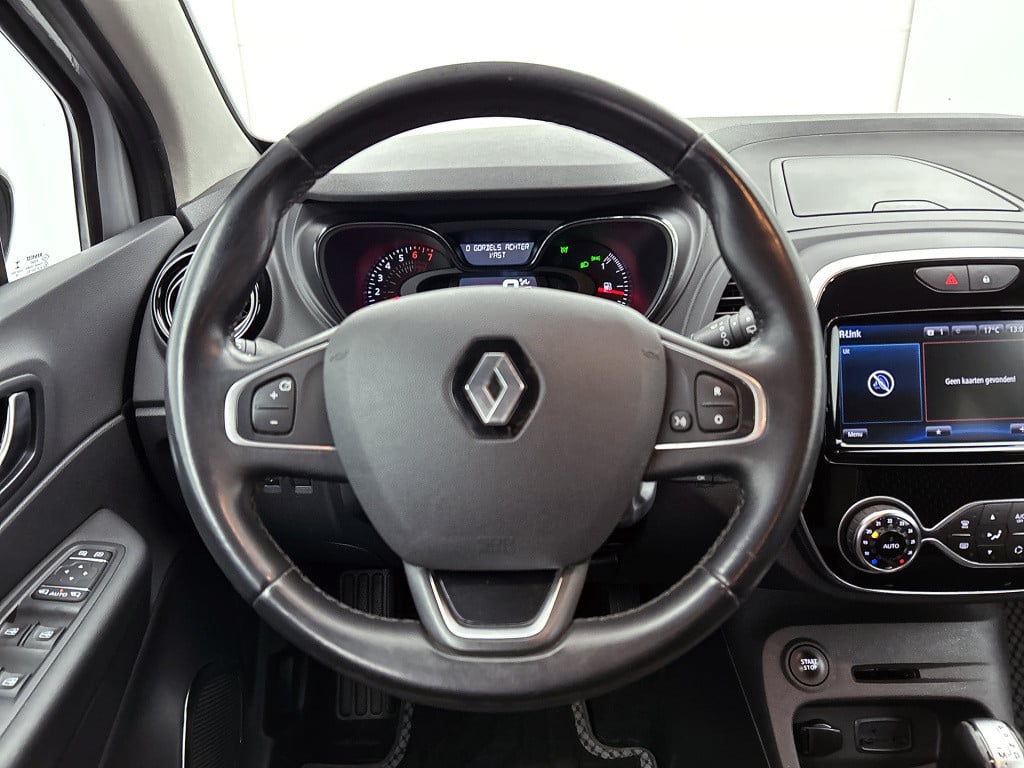 Renault Captur 1.3 tce intens / trekhaak / bose sound / camera / carplay-an