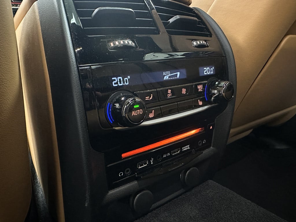 BMW 5 Serie 530e m-sport high exe. | bowers & wilkins | softclose | massage