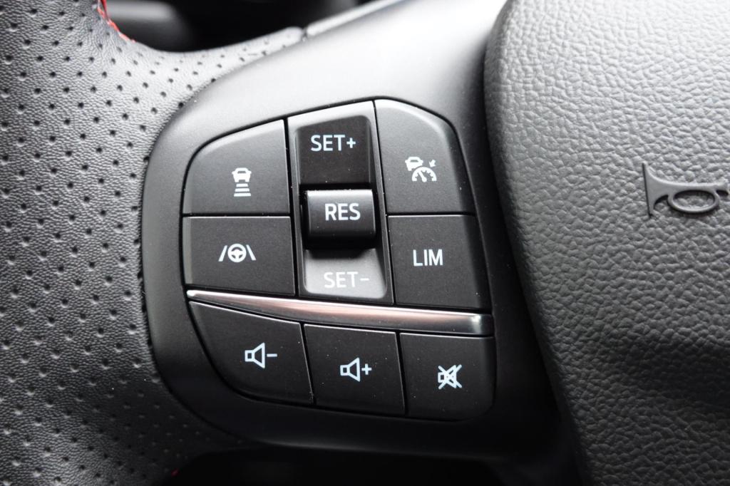 Ford Kuga 2.5 phev st-line x