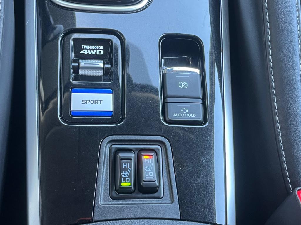 Mitsubishi Outlander 2.4 phev intense+|trekhaak|schuif-/kanteldak|rijklaar