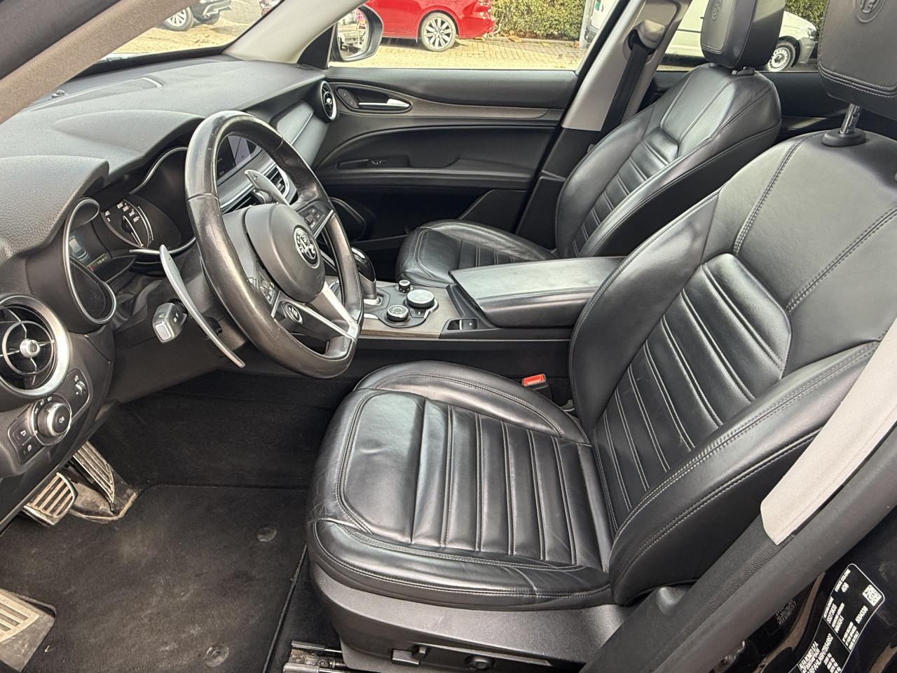 Alfa Romeo Stelvio - 2.0 T AWD 280PK | Pano | Memory