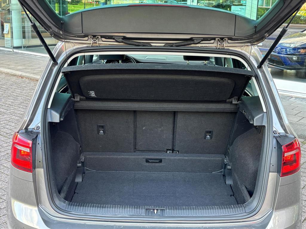 Volkswagen Golf Sportsvan 1.4 tsi 125pk dsg highline| trekhaak| navi|cruise