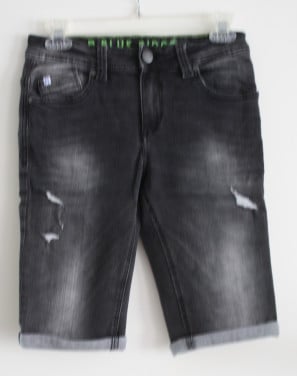 Zwarte stoere korte broek maat 152