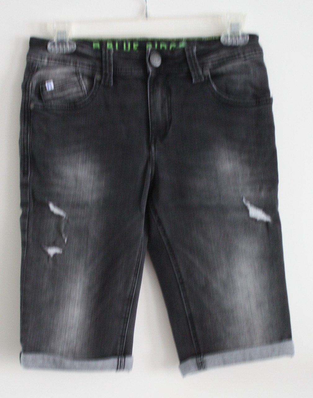 Zwarte stoere korte broek maat 152