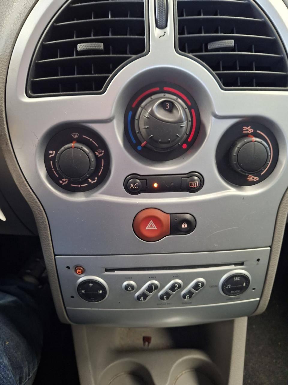 Renault modus bj 2006 1500 euro