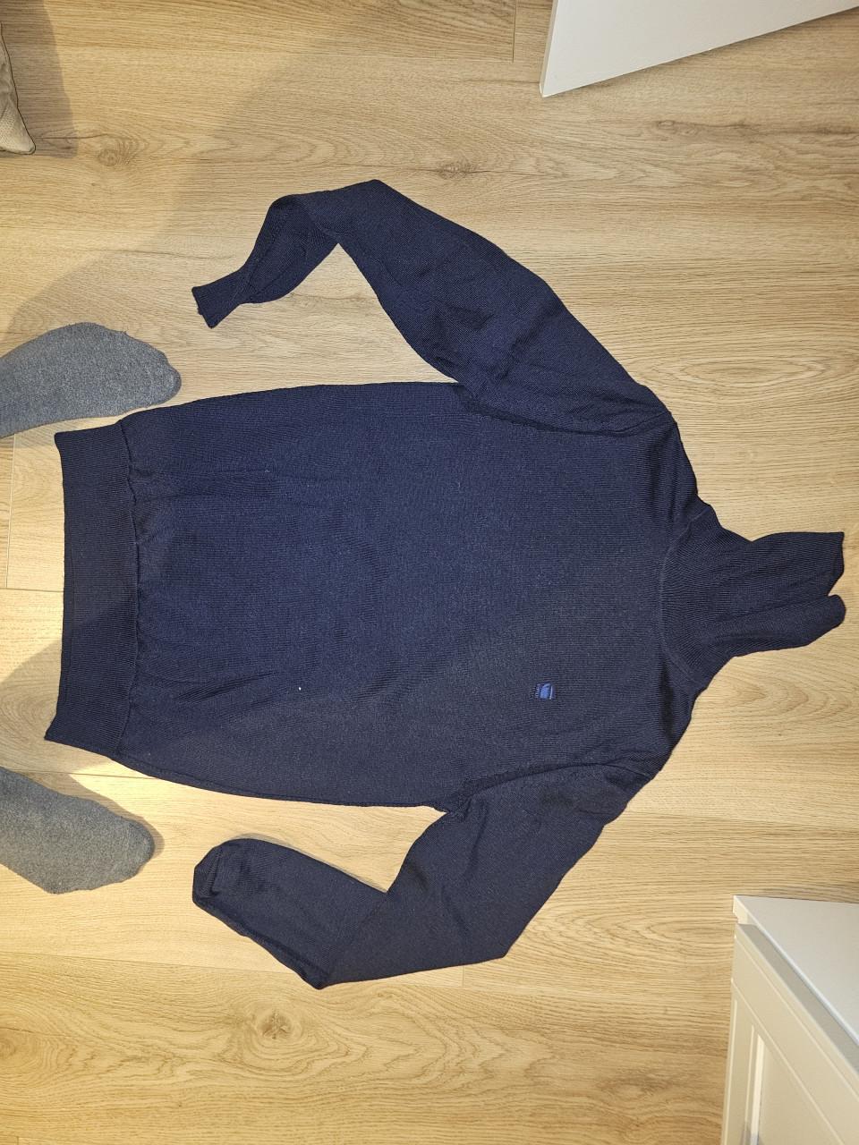 Diverse merkoverhemden en truien (echt)