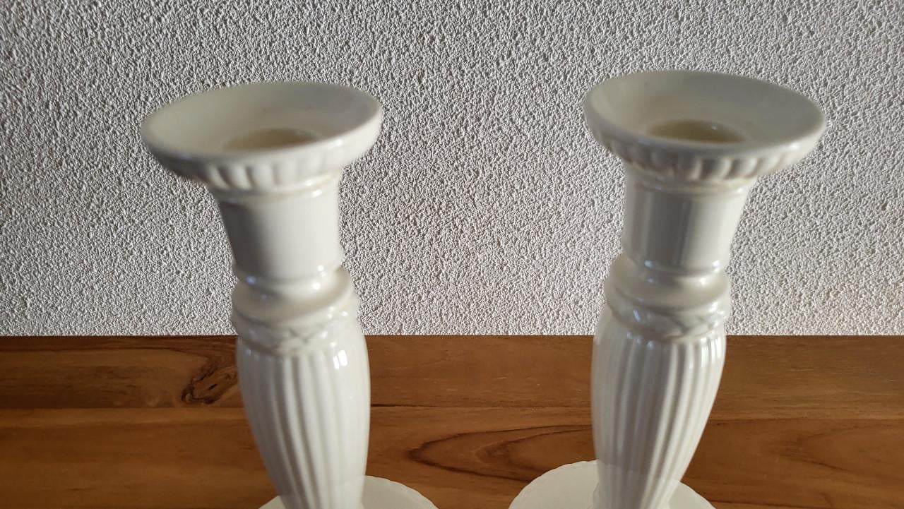 Set van 2 Wedgwood Edme kandelaars h 21 cm