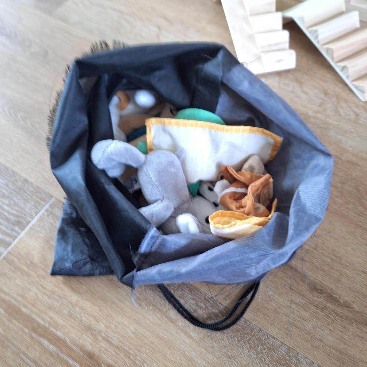 Poppenhuis hout