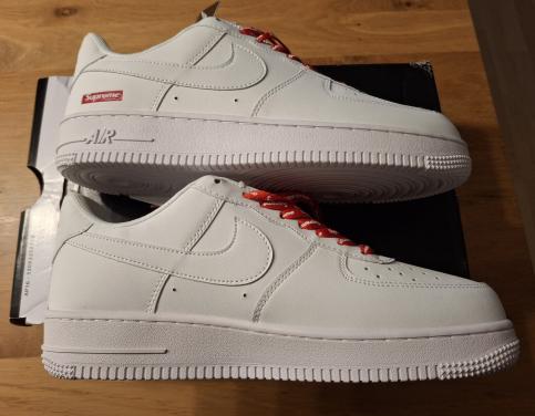 Sneakers Wit maat 46.