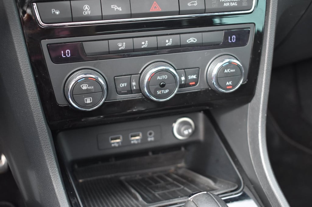 Seat Ateca 1.5 tsi fr | panoramadak | virtual cockpit | dealer onderhouden 