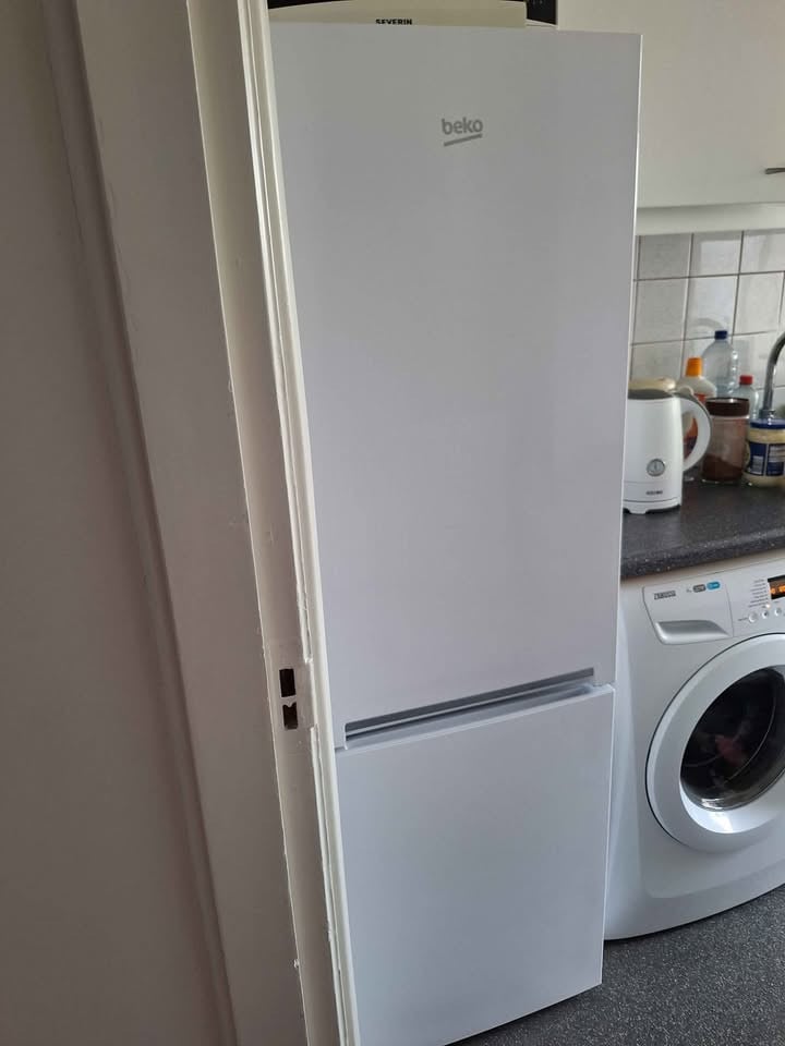 Koel-vriescombinatie Beko nwstaat