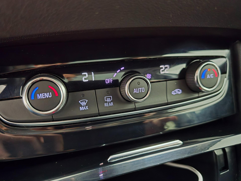 Opel Grandland X occasion met trekhaak en parkeercamera | tweedehands opel 