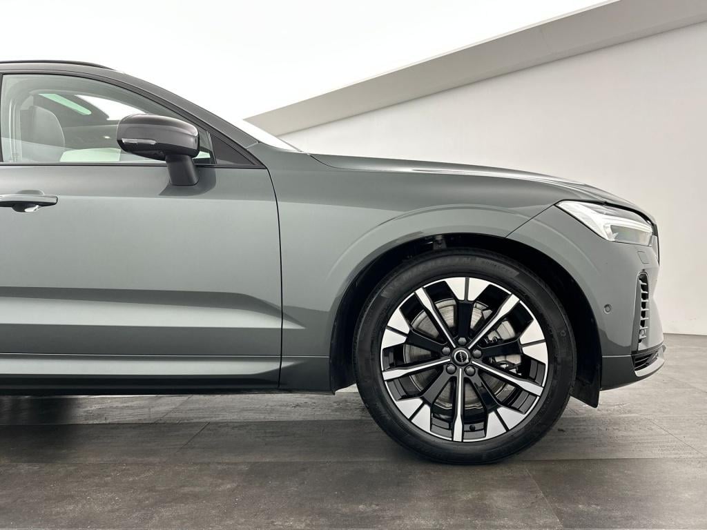 Volvo XC60 t6 398pk recharge ultra dark|