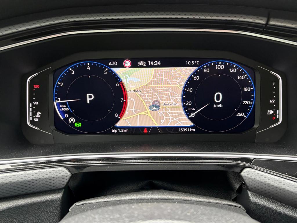 Volkswagen T-cross 1.0 tsi 110pk 7-dsg style|clima| iqlight| apple carplay|