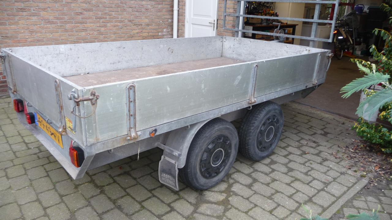 TE KOOP PLATEAUWAGEN merk ANSSEMS met KENTEKEN