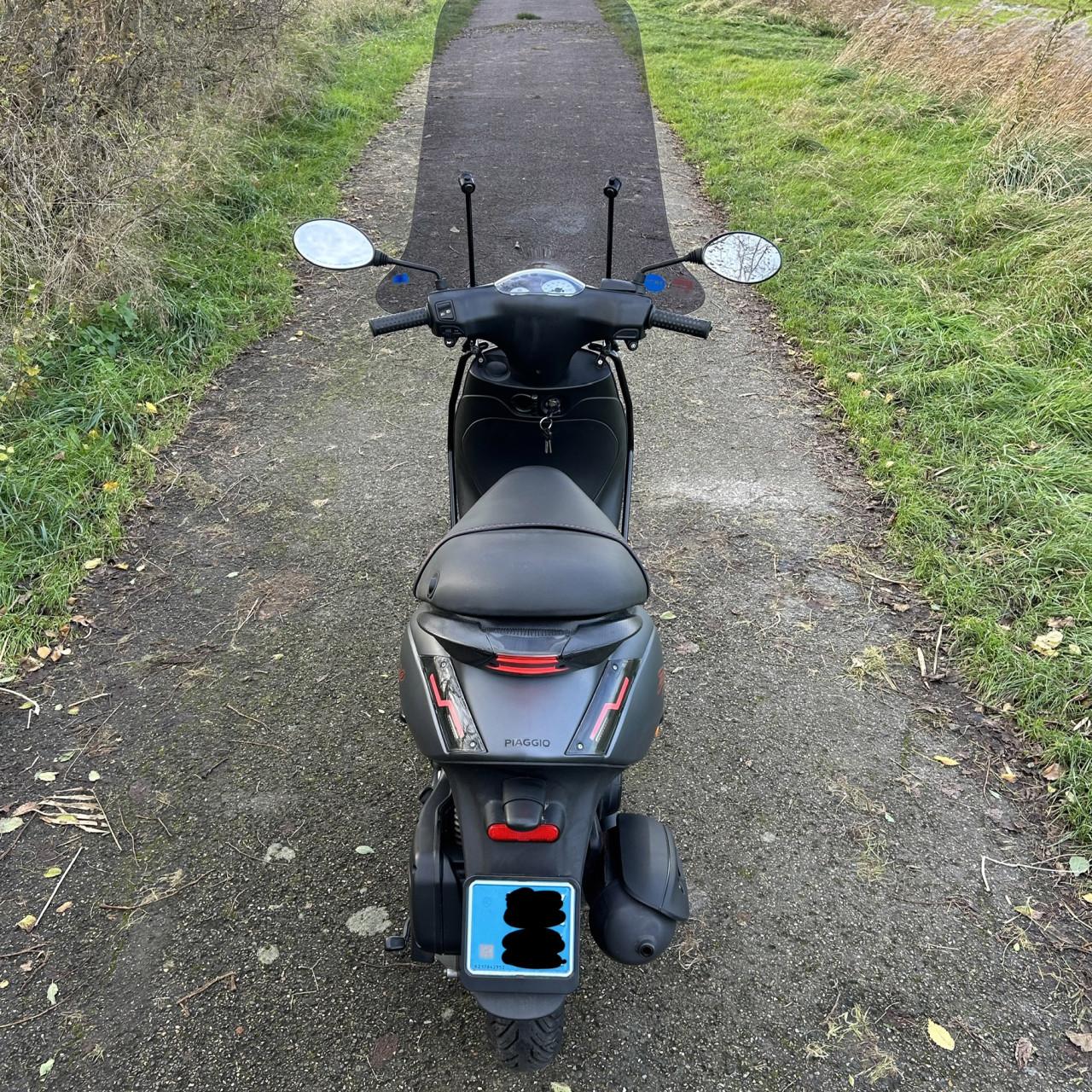 Piaggio Zip S Titanio Scooter 2022 - 4500km