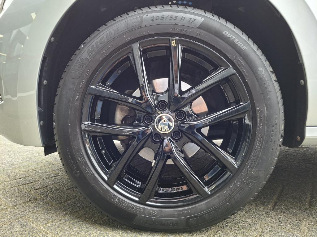 Skoda Kamiq automaat 1.5-150pk tsi act sport business/trekhaak