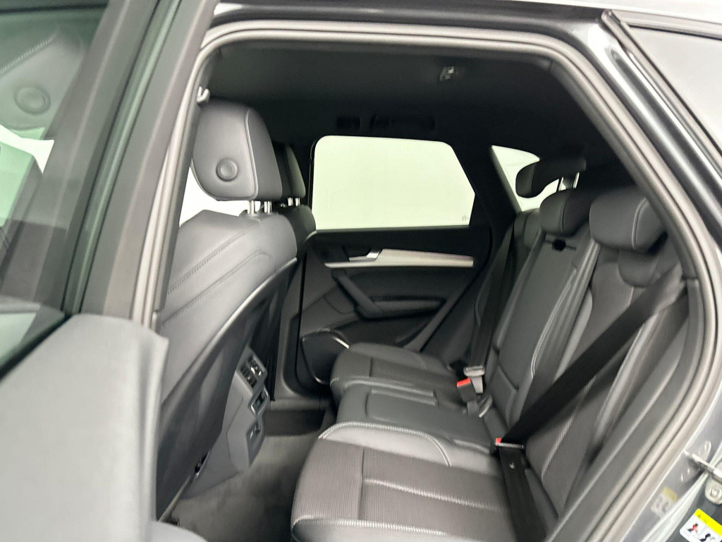 Audi Q5 s edition competition 50 tfsi e 220 kw / 299 pk su