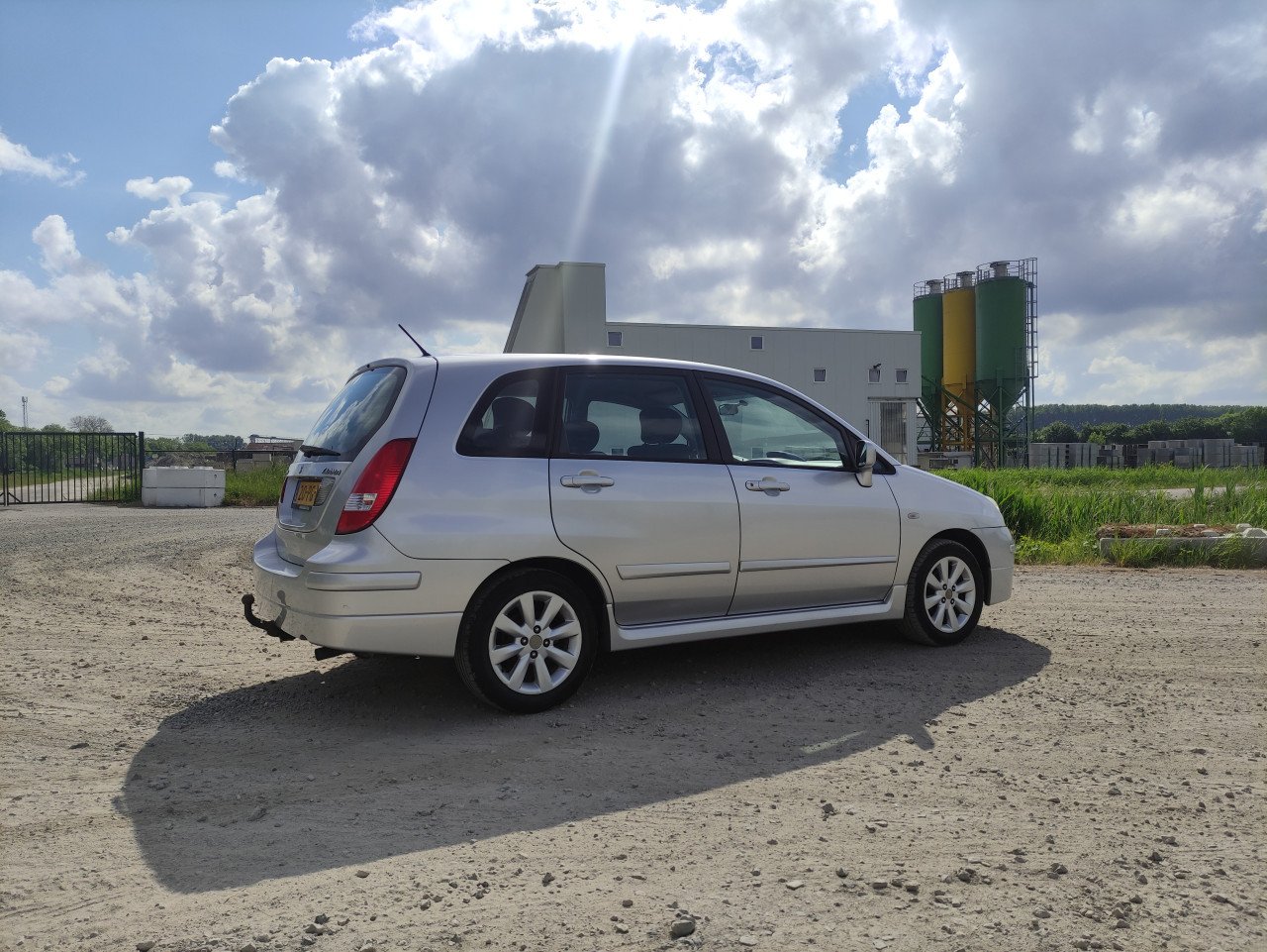 Suzuki 1.6 5deurs hatchback