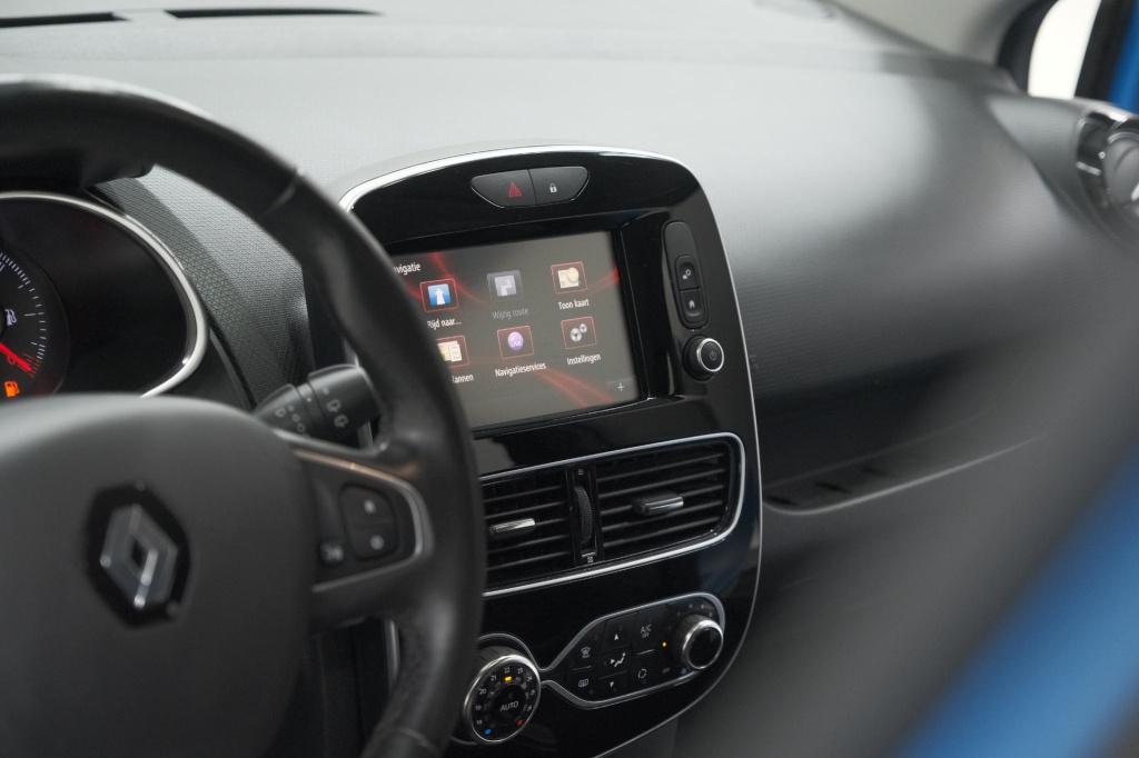 Renault Clio estate tce 90 intens | navigatie | parkeersensoren | half lede