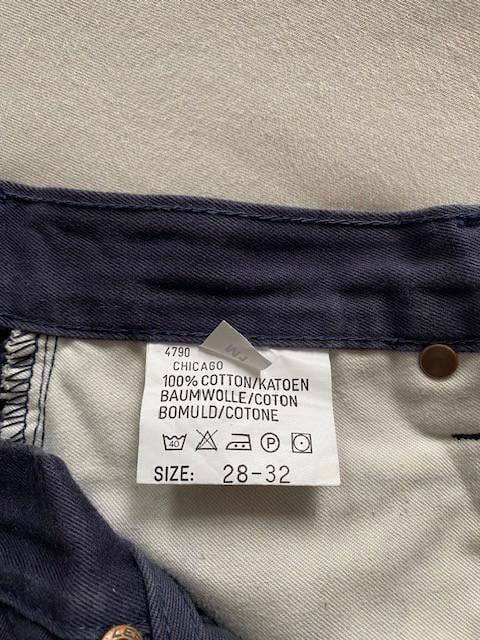 LEE broek 28-32 (dus lang)