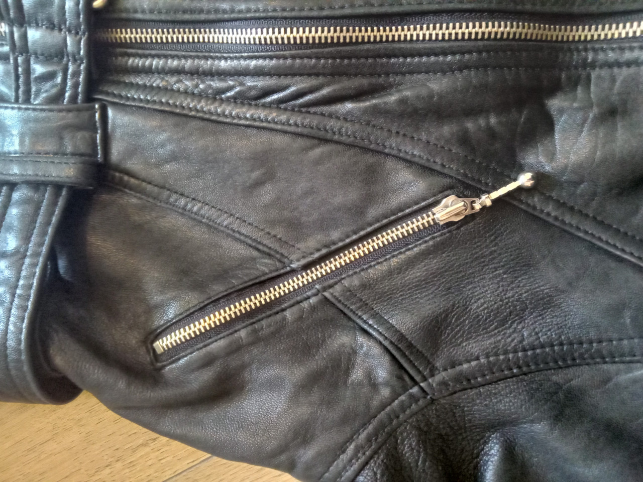 Lederen biker jasje