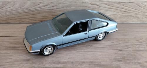Opel Monza