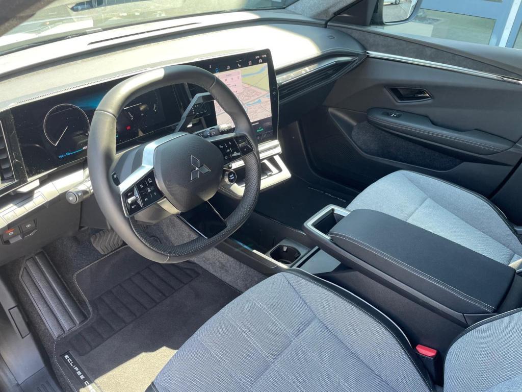 Mitsubishi Eclipse Cross intense+ 87 kwh