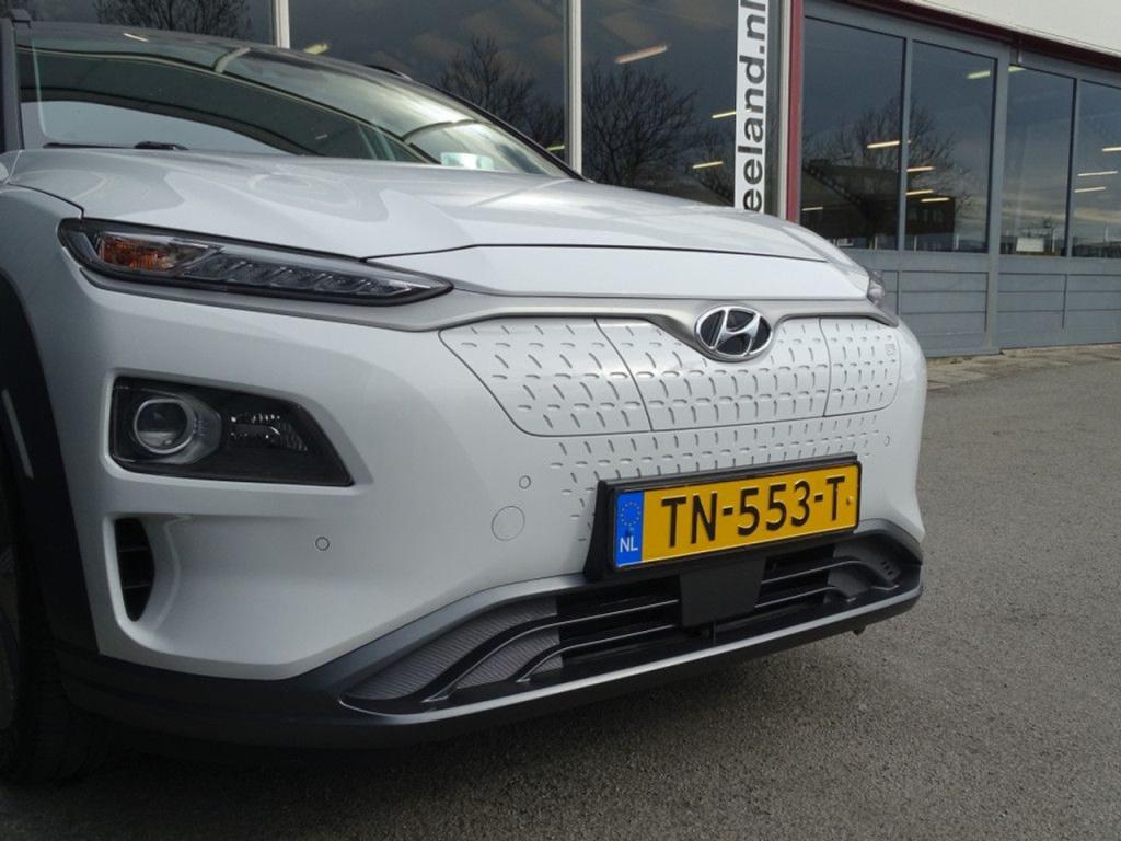 Hyundai Kona ev premium 64 kwh led | stoelkoeling | hud | pdc