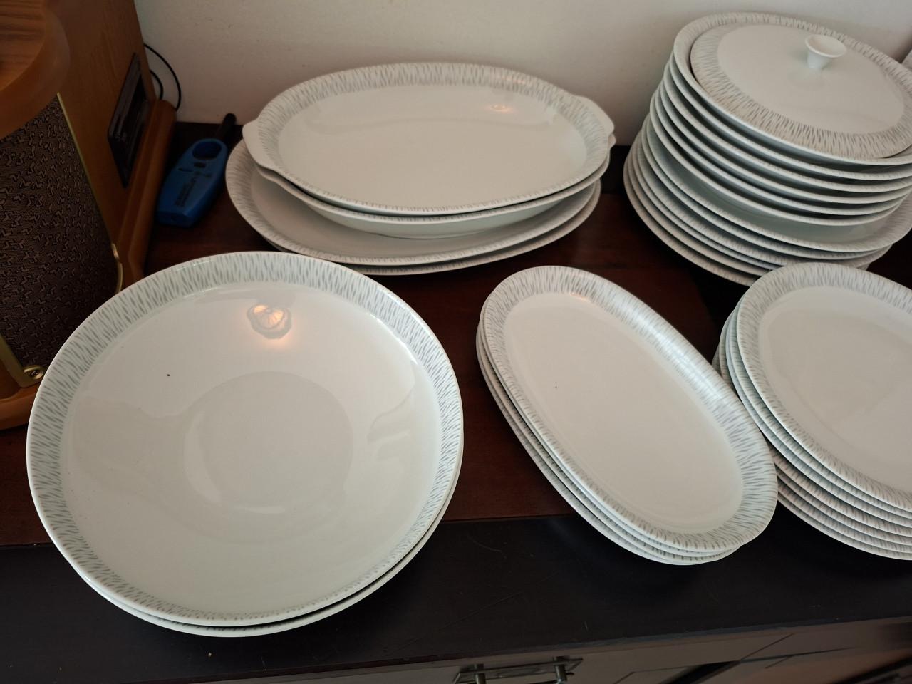 Vintage / Bavaria Zeh Scherzer overcompleet servies (Jungerhans)