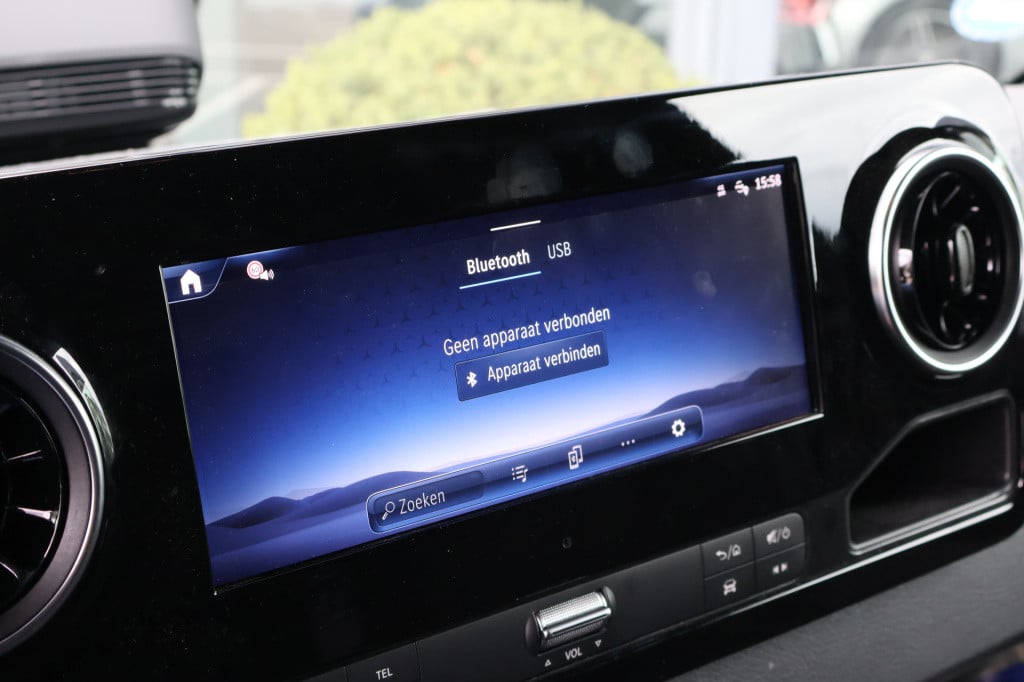 Mercedes-Benz Sprinter 319 1.9 cdi l2 l distronic l 3,5 t trekhaak l led l 