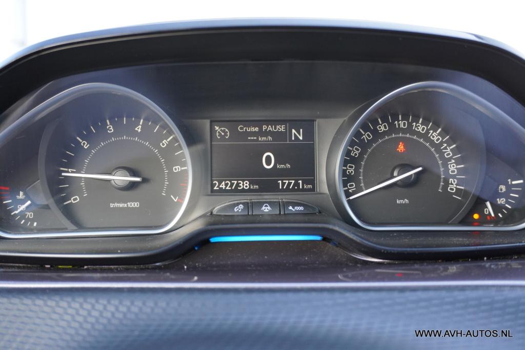 Peugeot 2008 1.2 vti active pack premium automaat
