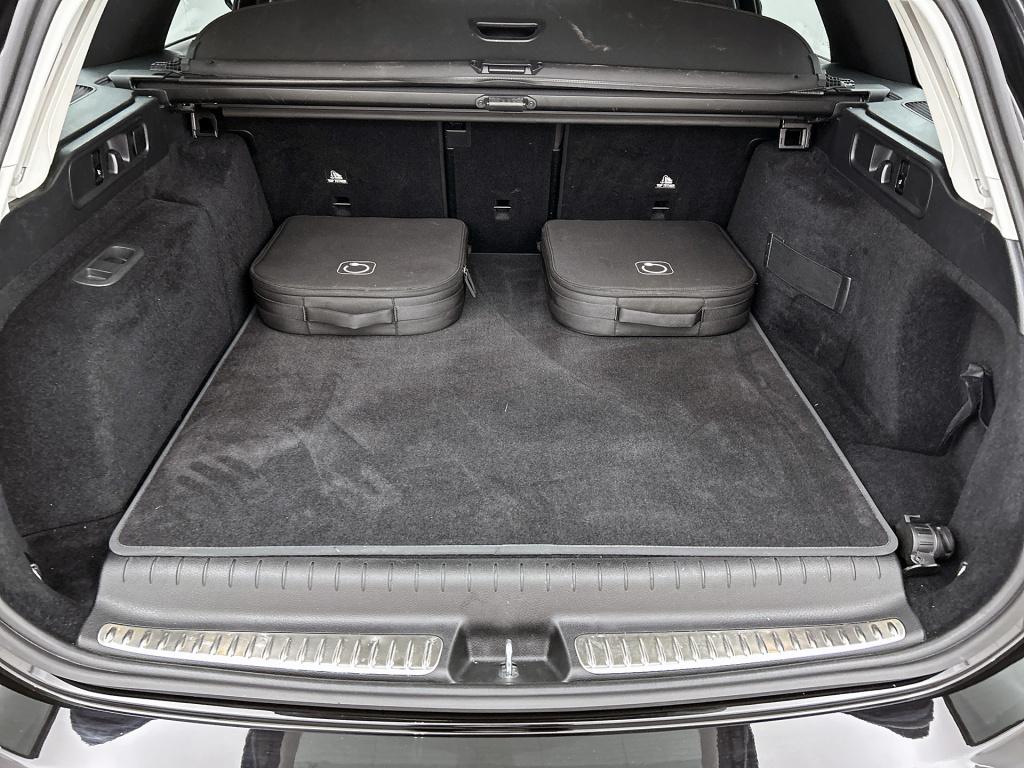 Mercedes-Benz C-Klasse estate 300 e plug-in hybride | panoramadank |  trekh