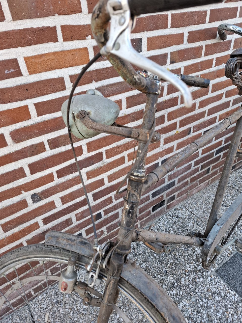 Een gekke oude tandem voor decoratie