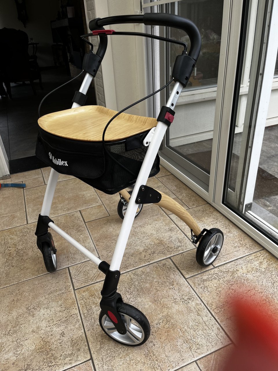Zo goed als nieuw lichtgewicht rollator