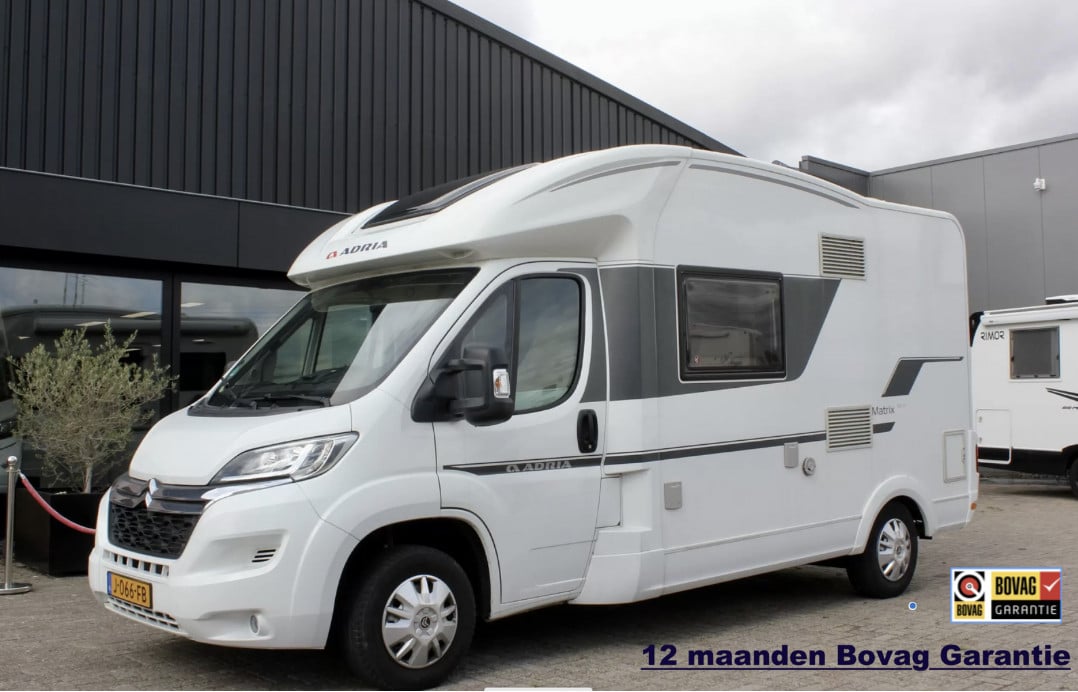 Adria Matrix M590ST  (Electr.hefbed,compact)Klaar voor kampeerseizoen 2026!