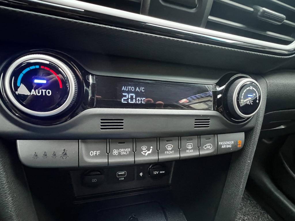 Hyundai Kona 1.6 gdi hev premium two tone, leer, camera, head up display en