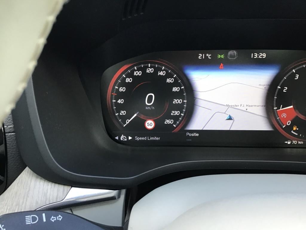 Volvo XC60 2.0 t5 awd inscription luxury luchtvering
