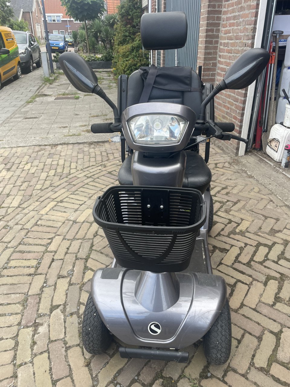 Scootmobiel Sterling S 425
