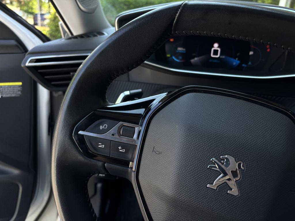 Peugeot 2008 automaat allure 1.2-130pk