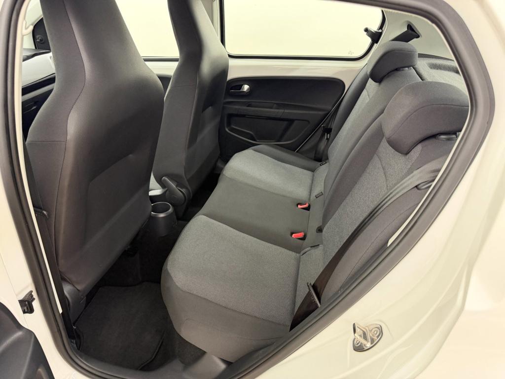 Volkswagen UP! occasion 1.0 move up! bluemotion | wit | tweedehands volkswa