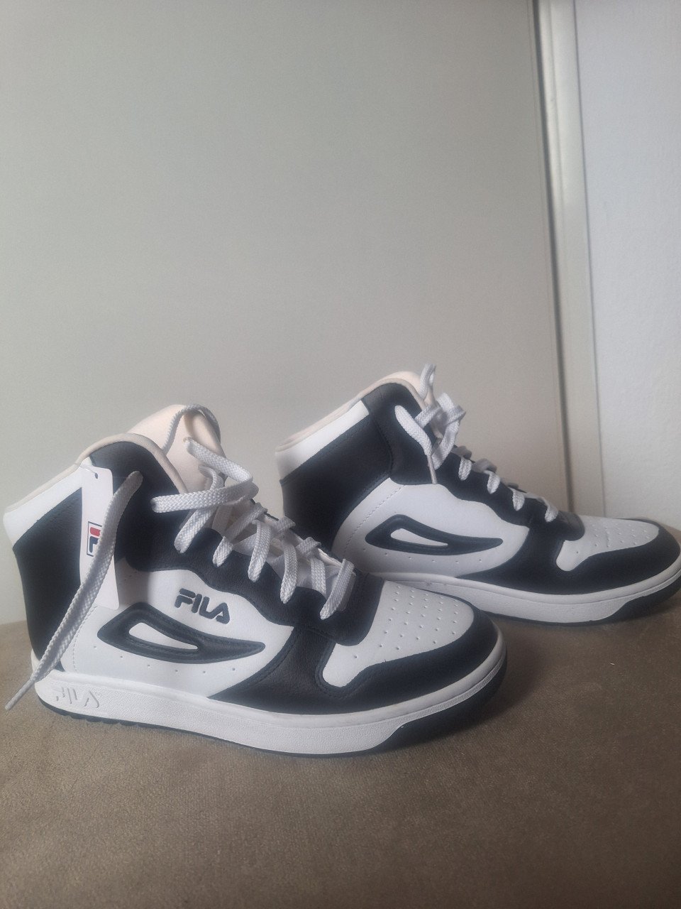 Zwart/wit Fila sneakers