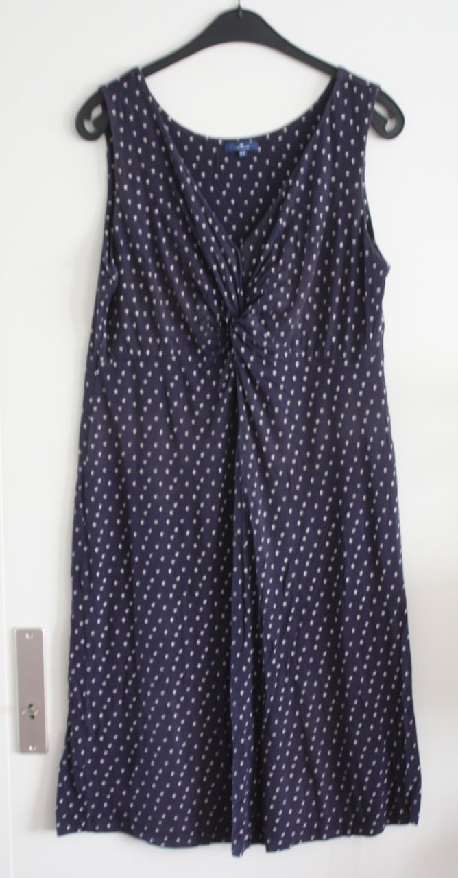Donkerblauwe jurk maat 44
