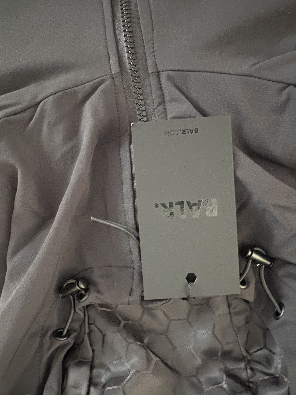 Balr jas Nieuw met prijskaartje.
