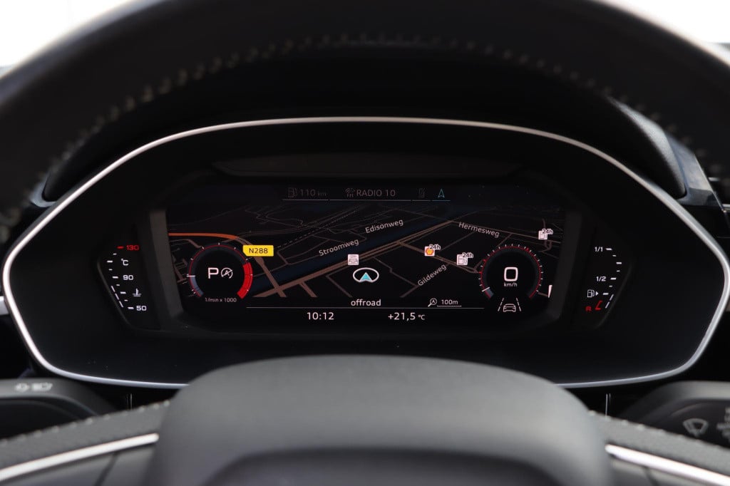 Audi Q3 35 tfsi s line s-tronic
